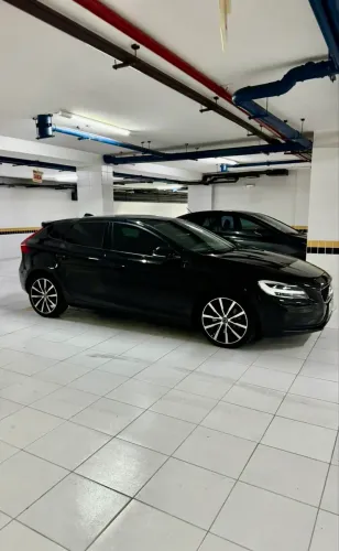 Volvo V40 T-4 Momentum 2.0 Aut. 2019