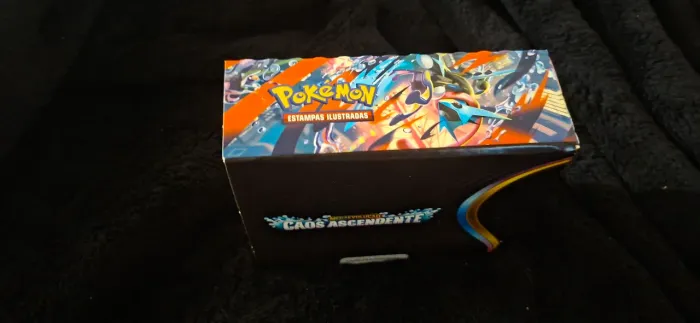 Booster Box Caos Ascendente PT - POKEMON SEALED