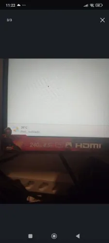 Monitor AOC 240hz, 0,5ms. Muito conservado, com menos de um ano.