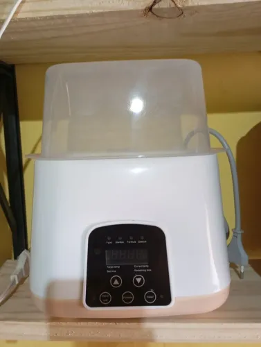 Aquecedor/Esterilizador de mamadeiras