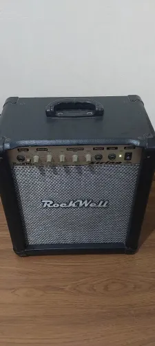 Caixa amplificada cubo