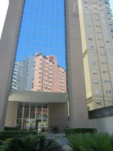Conjunto com 172 metros e 8 vagas alugado por