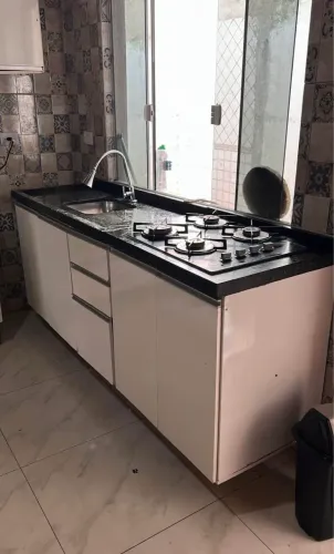 Granito + Cuba + Escorredor de louças em inox e talher 