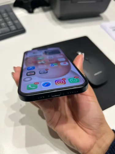 iPhone 15