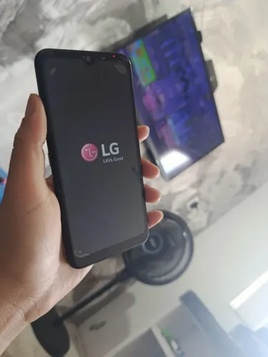 Celular LG K40S