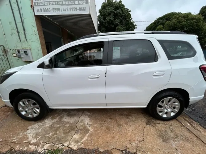 Chevrolet Spin LTZ 1.8 8V Econo.flex 5P Aut. 2016