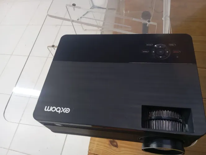 Projetor exbom com cabo HDMI 15 metros