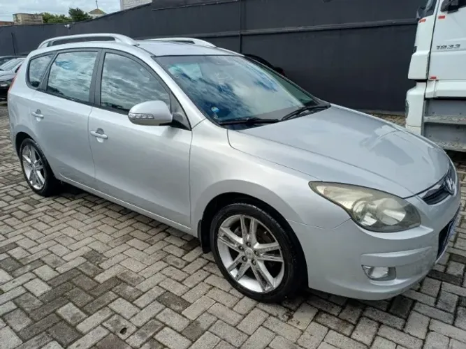 Hyundai I30CW 2.0 16V 145cv Aut. 5P 2011