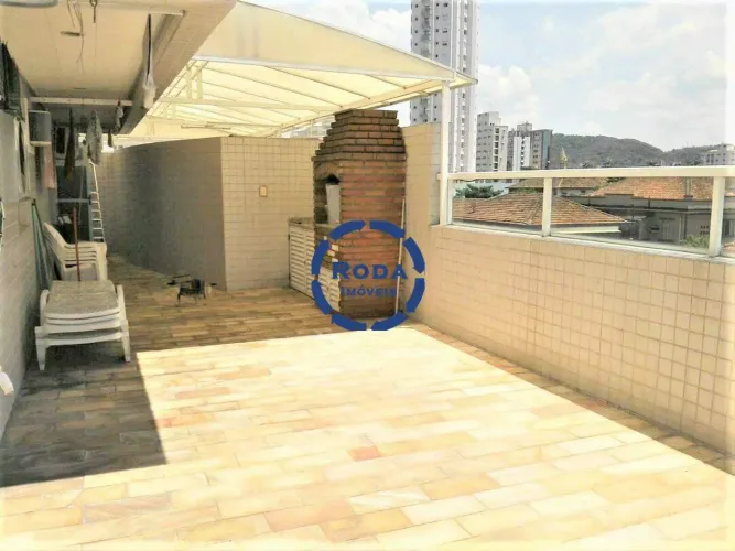 Apartamento Garden com piscina e churrasqueira para locação em Santos, localizado no bairr