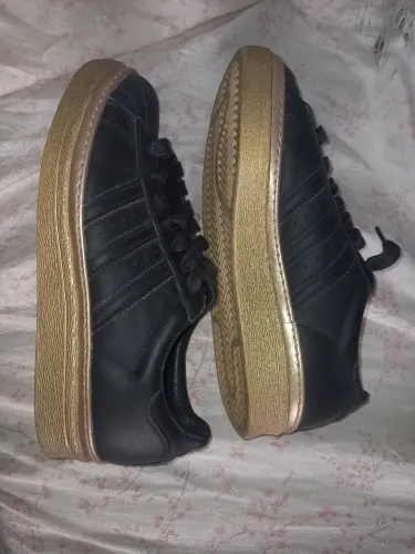Tênis Adidas tamanho 36 feminino usado