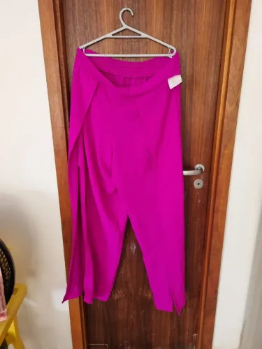 Vendo CALÇA CREPE PINK NOVA