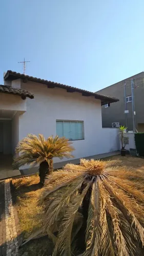 Imóvel para aluguel com 370 metros quadrados com 3 quartos em Jardins Madri - Goiânia - GO