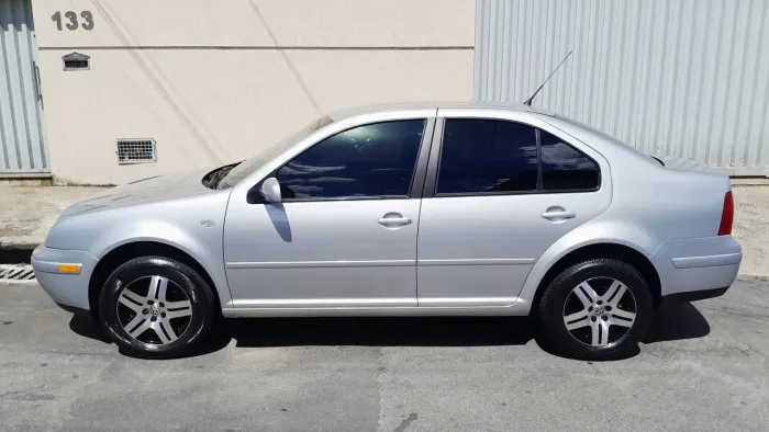 Volkswagen Bora 2.0 8V Comfortline Mec. 2001