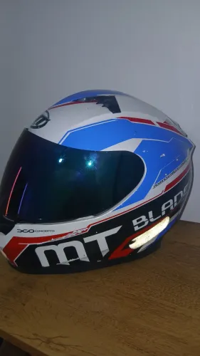 Capacete MT