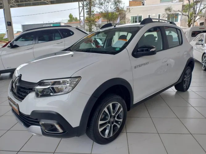 Renault Stepway Iconic Flex 1.6 16V Aut. 2024