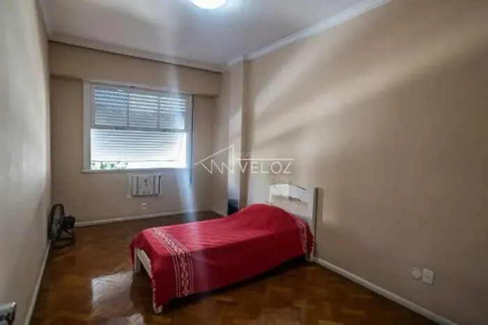 Apartamento : / Residencial / Laranjeiras