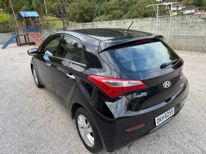 Hyundai HB20 Premium 1.6 Flex 16V Aut. 2014