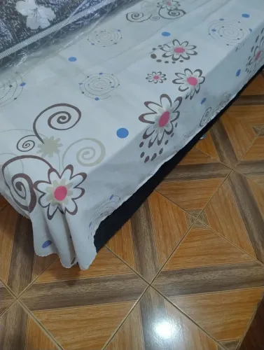 Cama box de solteiro com colchão