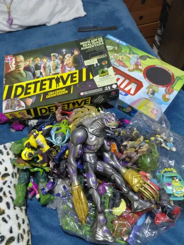 Coleção inteira de bonecos power ranger antigos,coleções,Max Stella,jogo da vida,detetive