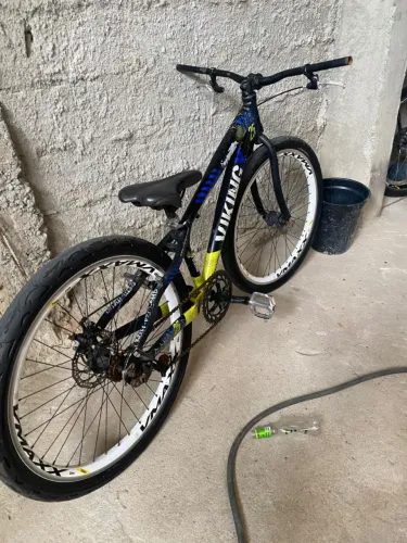 Bicicleta viking aro 26 850 reais 