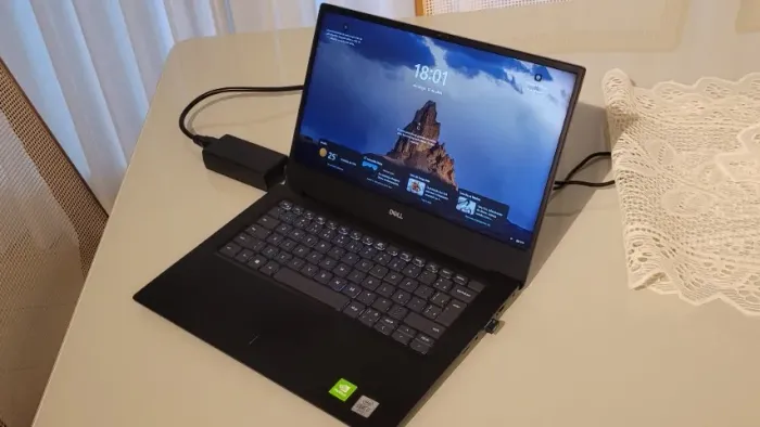 Notebook DELL 14 polegadas - VOSTRO - 5490 - i7 16GB RAM