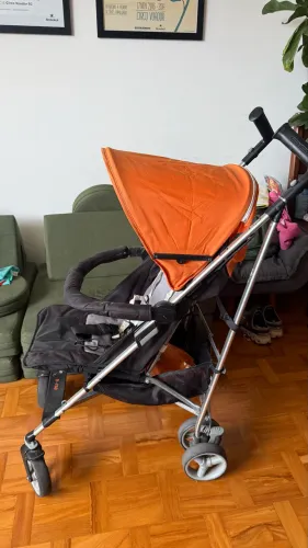 Carrinho guarda chuva Nurse até 22kg reclinável 