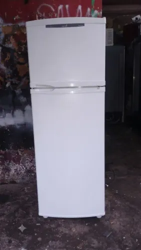 Vendo Geladeira Duplex