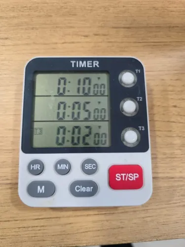 TEMPORIZADOR DIGITAL TRIPLO PARA LABORATÓRIO / COZINHA / CLÍNICA