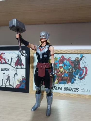 Poderosa thor 30 cm original marca Hasbro 