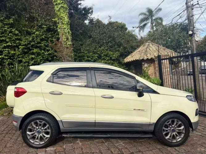 Ford Ecosport Freestyle 1.6 16V Flex 5P 2015