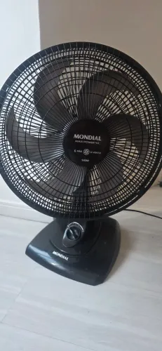 Ventilador de Mesa Mondial Maxi Power V-40-B com 6 Pás, 40cm, 3 velocidades - Preto - 110V