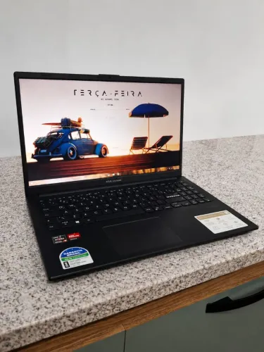 ASUS VivoBook Go 15 Ryzen 5 7520U | 8GB DDR5 | SSD 512GB |