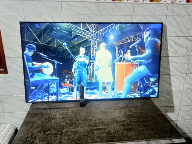 Televisão smartv LG 55 polegadas muito nova. Preço....1.500 reais.
