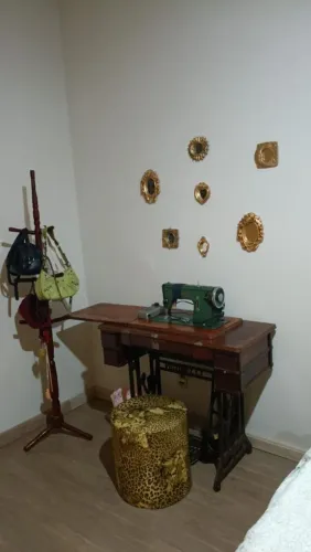 Máquina de Costura Vigorelli Antiga Original - Funciona | Ideal para Decoração Vintage