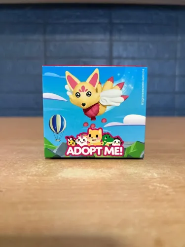 Adopt me com asas - McDonald's - Mclanche Feliz 