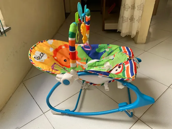 Cadeirinha de bebe, 1 mes de uso apenas