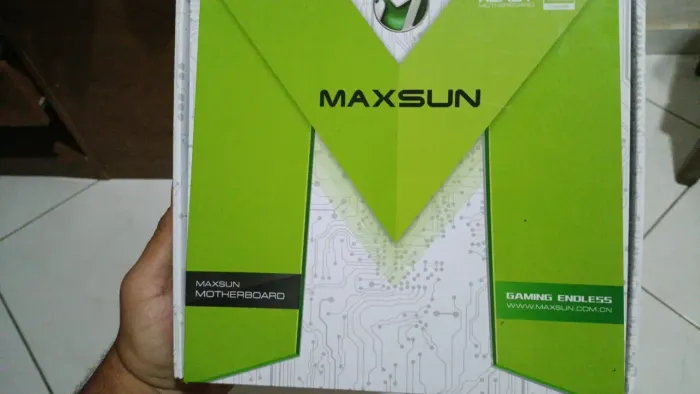 Vendo placa mãe maxsum
