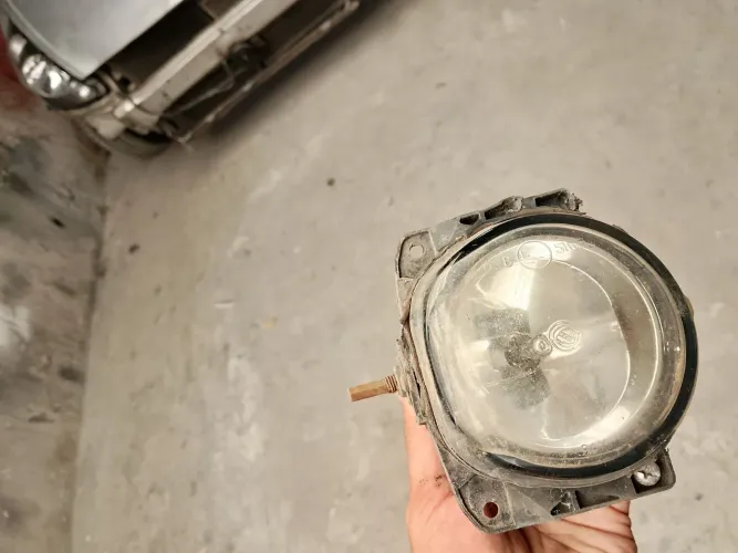 Farol de milha Palio zoião lado passageiro