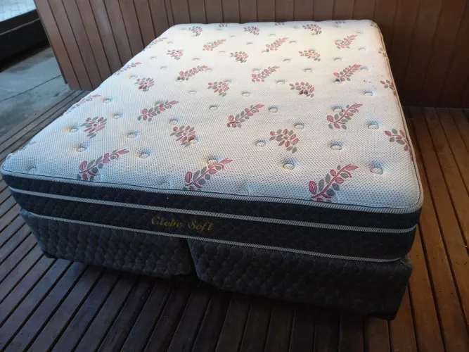 Vendo cama Queen