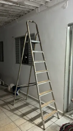ESCADA DE ALUMÍNIO 