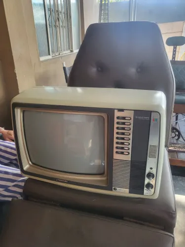 Tv Toshiba antiga 