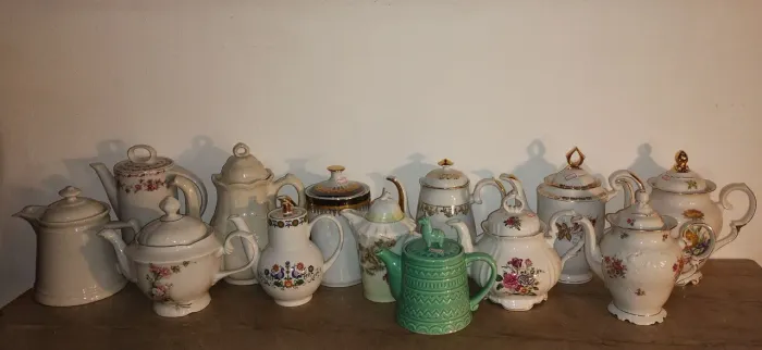 Bulinhos de porcelana antiga, descrição nas fotos, abra todas.