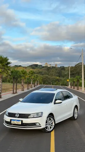 Volkswagen Jetta Highline 2.0 TSI 16V 4P Tiptronic 2016