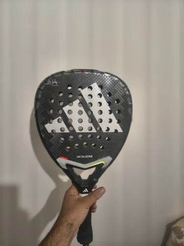Raquete Padel Adidas Metalbone 2025