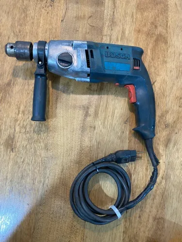 Furadeira de impacto Bosch 850w