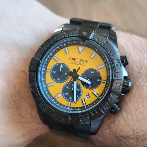 Relógio Masculino Preto Aço Inox Fundo Amarelo