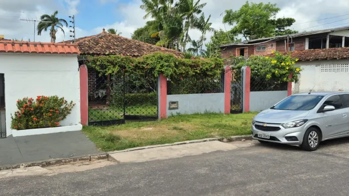 CASA À VENDA EM MOSQUEIRO | PRÓXIMA À PRAIA DO CHAPÉU VIRADO