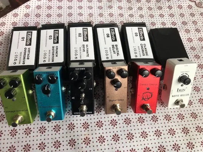 Set de pedais mini novos faço Olxpay/ML avalio troca no "set completo"