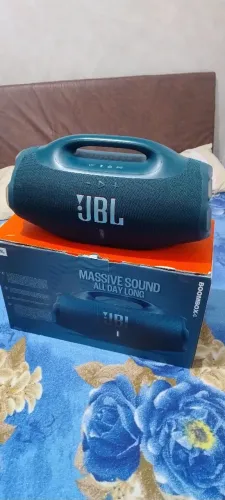 JBL 4
