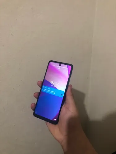 Celular Moto E40